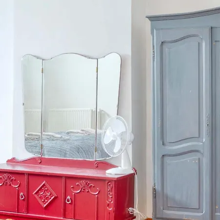 Elegant 2-bedroom Duplex In أوستيند