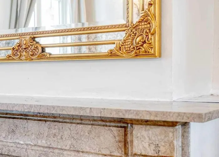 Elegant 2-bedroom Duplex In Apartamento