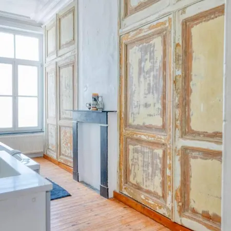 Elegant 2-bedroom Duplex In * Oostende